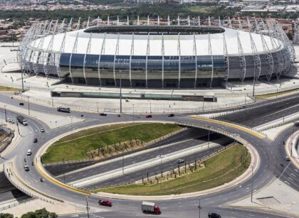 Kadu Sousa marca duas vezes nos acréscimos, Goiás vence o Ceará no Castelão e fica a três pontos do G-6 com três rodadas pela frente