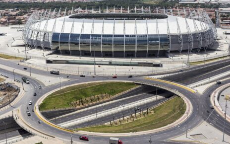Kadu Sousa marca duas vezes nos acréscimos, Goiás vence o Ceará no Castelão e fica a três pontos do G-6 com três rodadas pela frente